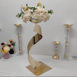 Gold Flower Lead Metal Centerpiece